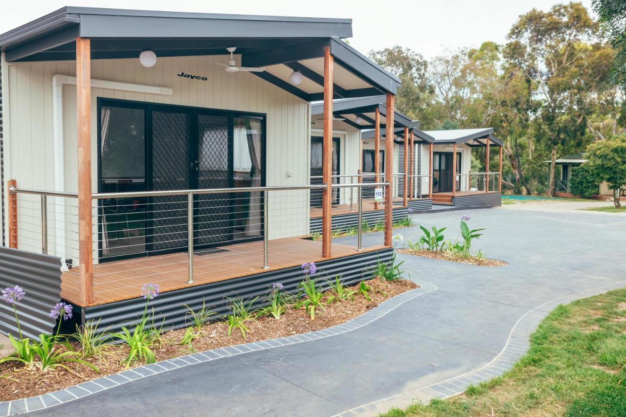 Big4 Melbourne Holiday Park Exteriör bild